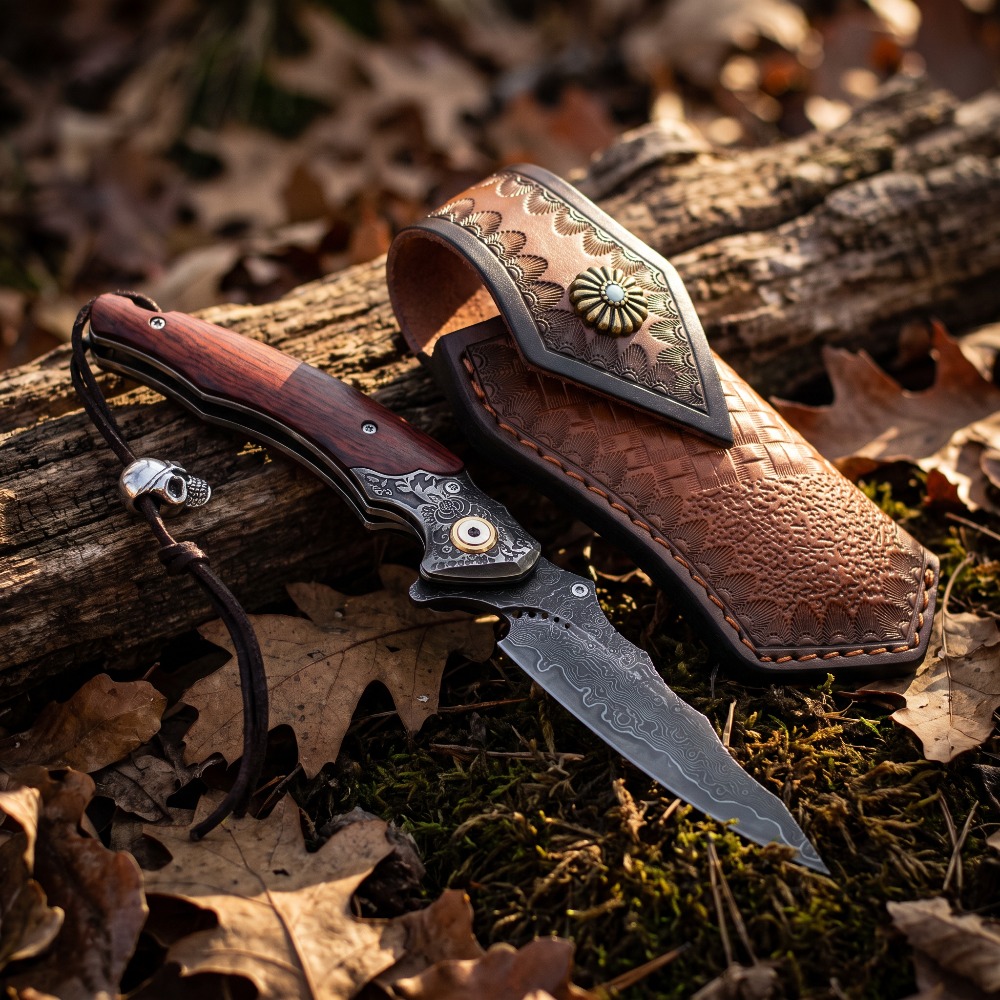 Vintage Collectible Knife - Vintage Engraved Foldable Knife Damascus Pattern