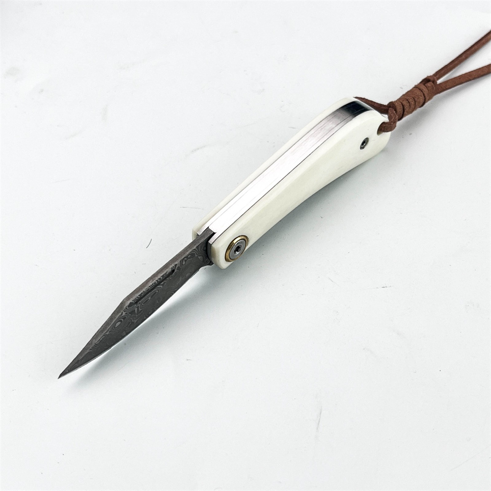 Compact Vintage Damascus Foldi - огляд і ціна Vintage Collectible Knife